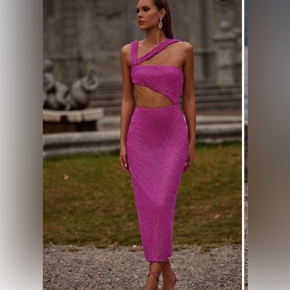 Strap Cutout Midi Dress in Fuchsia Pink